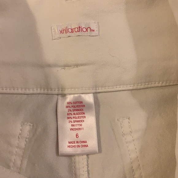 Xhilaration size 6 high waisted shorts - Picture 3 of 3